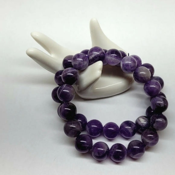 8 mm - Natural Stone Purple Amethysts bracelet round bead gemstone - Picture 2 of 3